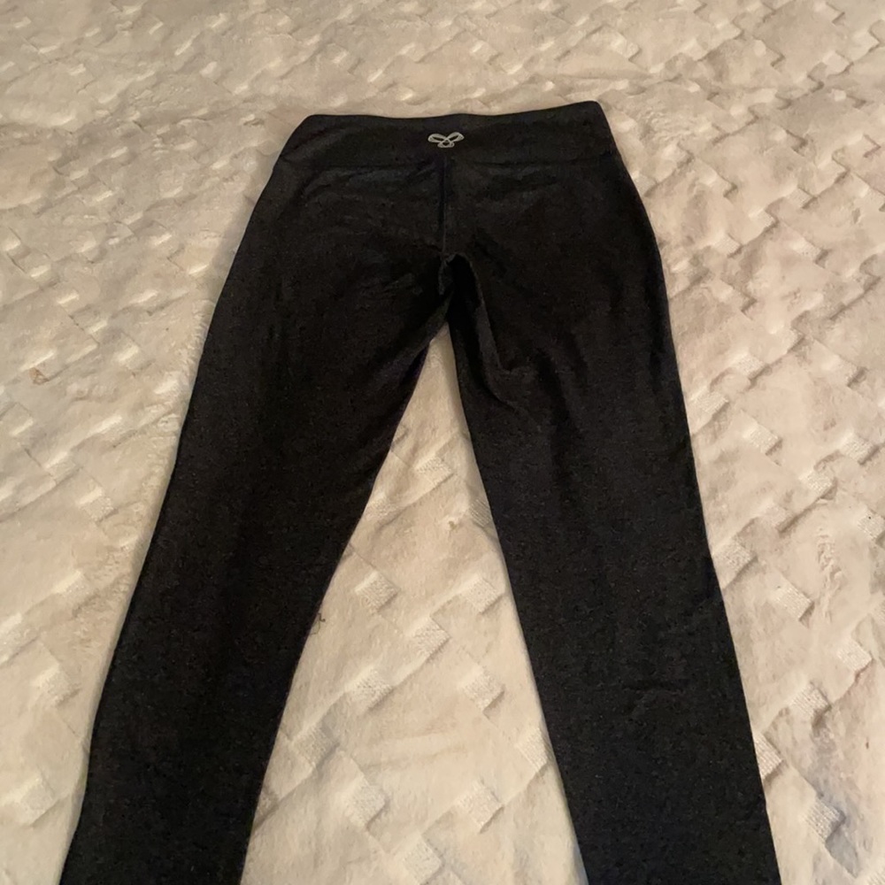TNA dark heather grey full length leggings